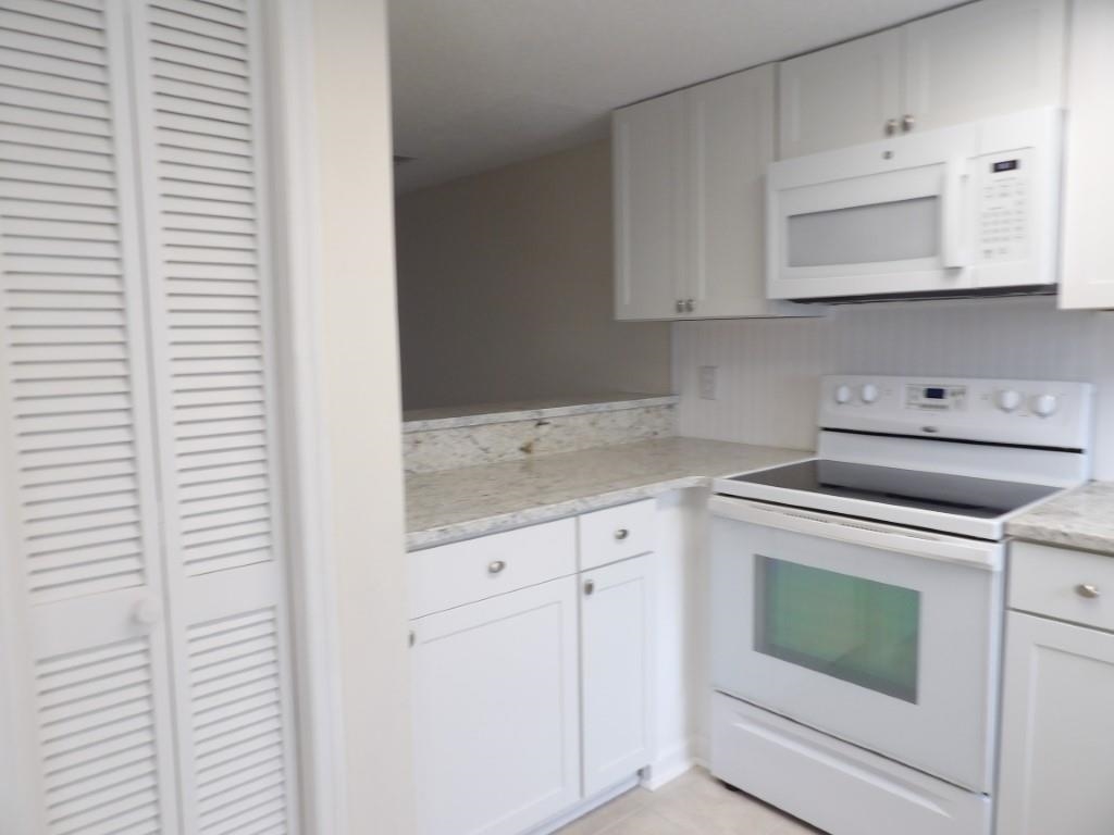 6703 Jefferson Place, Unit A4 Myrtle Beach, SC 29572 - Photo 4 of 19