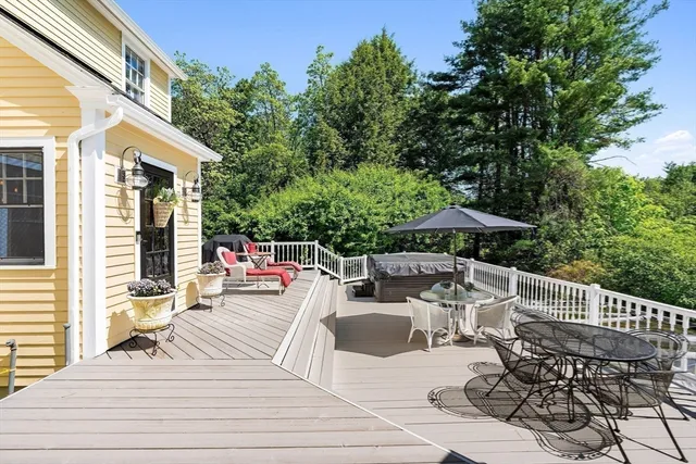 $624,900 | 840 Fisher Road, Fitchburg, MA 01420