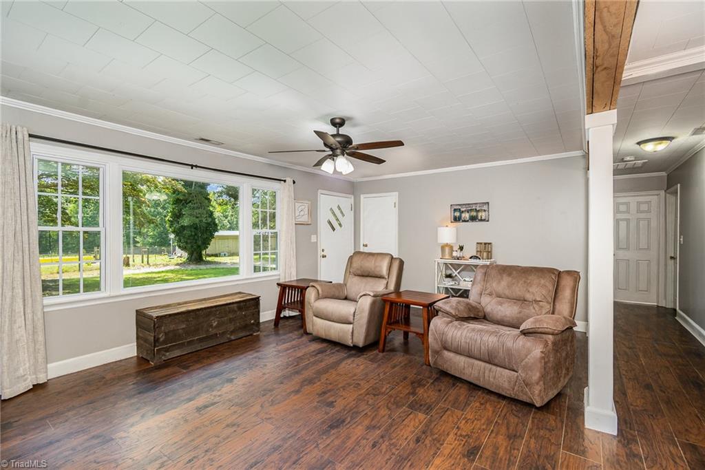 741 Isley Road Haw River, NC 27258 - Photo 4 of 18 Gallery Image 4