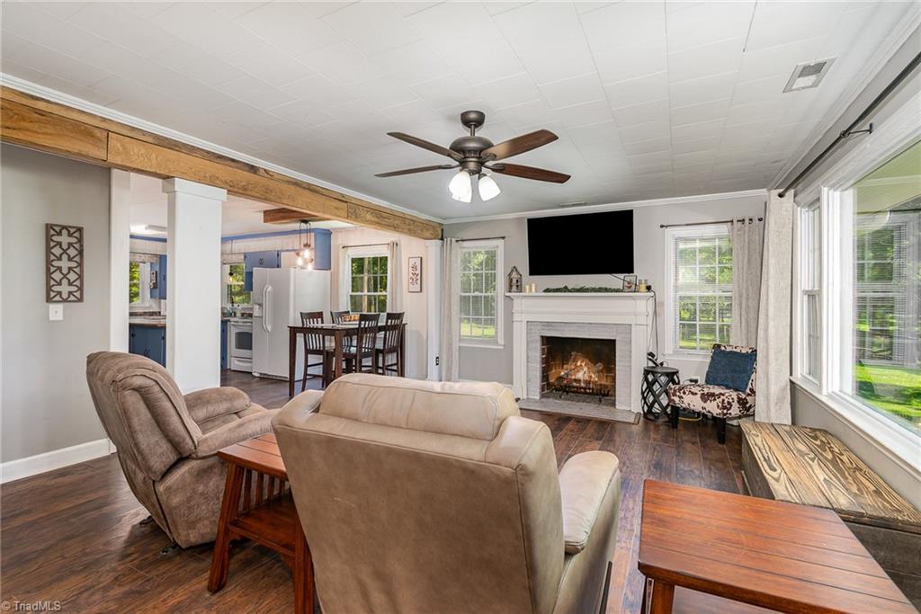 741 Isley Road Haw River, NC 27258 - Photo 5 of 18 Gallery Image 5