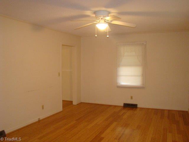 3233 Brower Mill Road Seagrove, NC 27341 - Photo 3 of 16 Living Room.