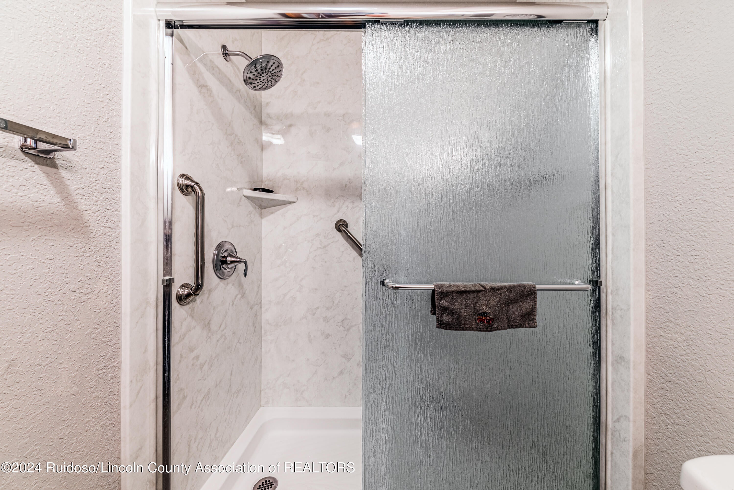 120 Lower Terrace Drive, Unit 15 Ruidoso, NM 88345 - Photo 29 of 42 120 Lower Terrace New-29