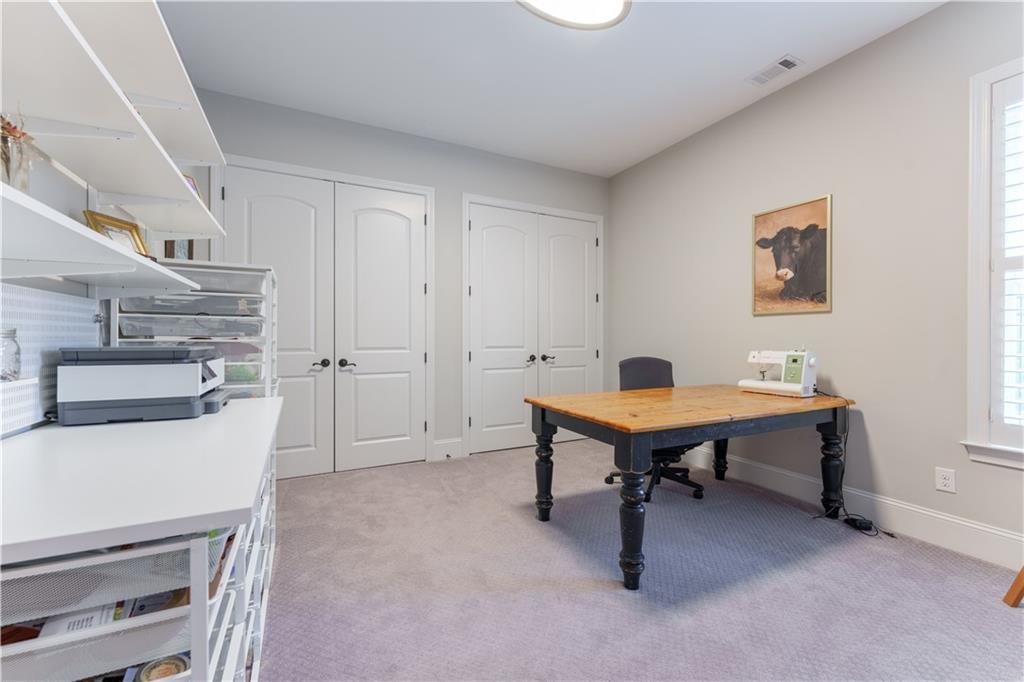 999 Ferncliff Road Northeast Atlanta, GA 30324 - Photo 46 of 52 a view of a livingroom with furniture