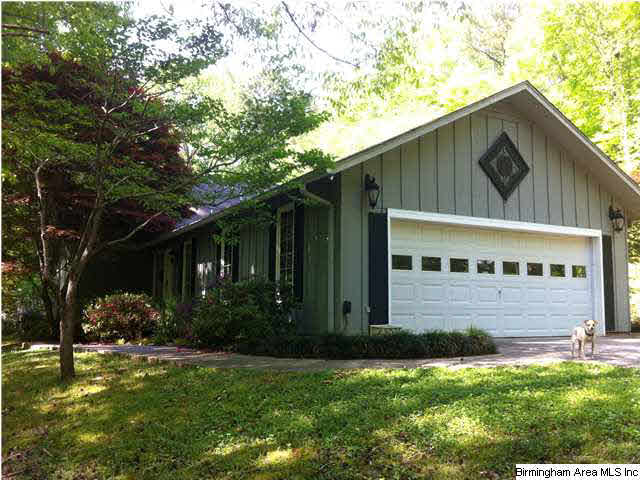 305 Greenhill Road Sylacauga, AL 35150 - Photo 3 of 24