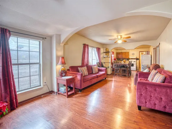 $489,000 | 2900 Castro Street, Austin, TX 78702