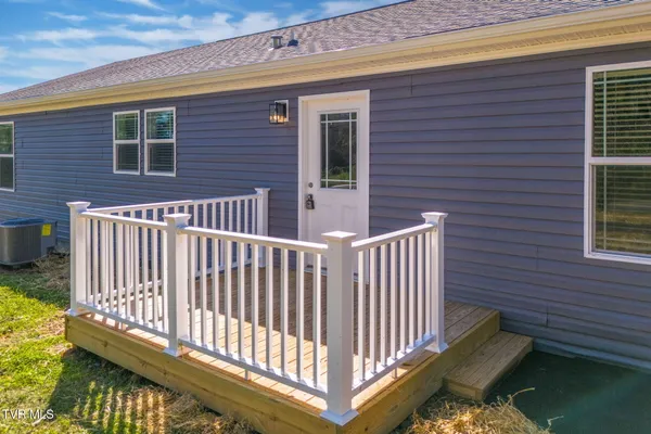 $369,000 | 18008 Destiny Lane, Abingdon, VA 24210