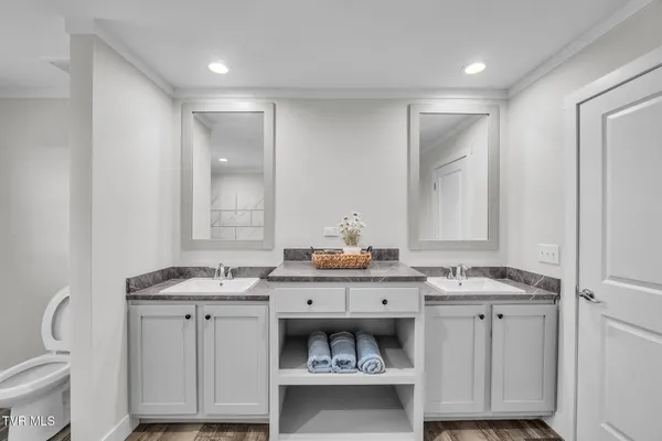 $369,000 | 18008 Destiny Lane, Abingdon, VA 24210