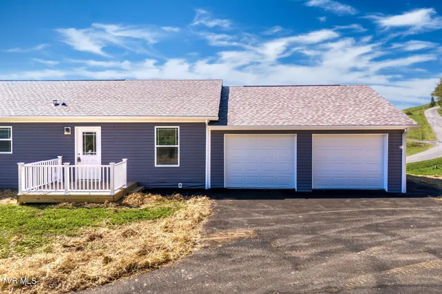 $389,000 | 18008 Destiny Lane, Abingdon, VA 24210