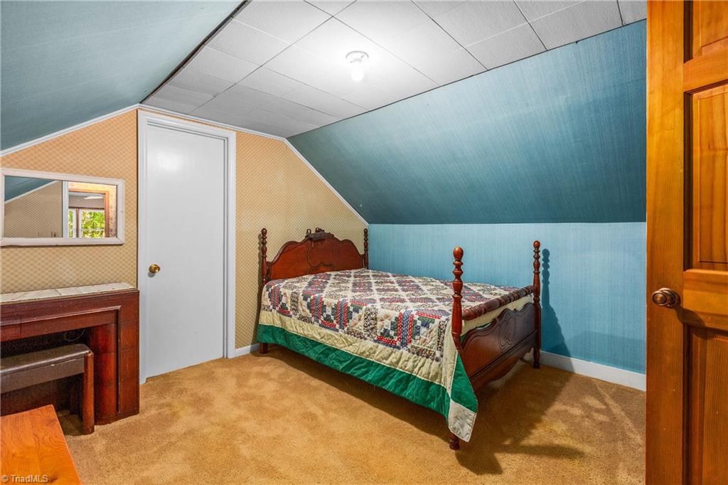 131 Ridge Street Jonesville, NC 28642 - Photo 27 of 49