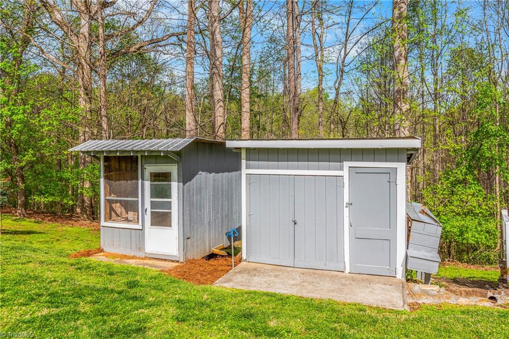 131 Ridge Street Jonesville, NC 28642 - Photo 43 of 49