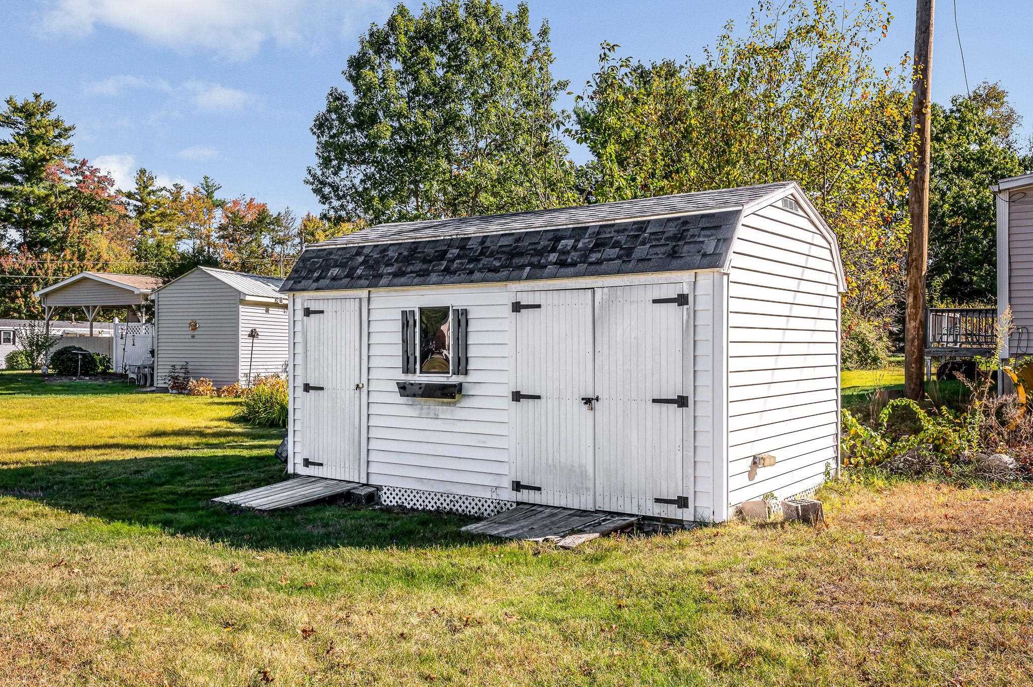 18 Winter Street Salem, NH 03079 - Photo 33 of 35