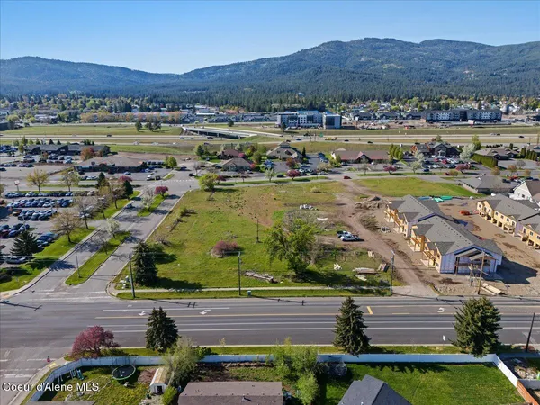 $980,100 | 1180 East Mullan Avenue, Post Falls, ID 83854