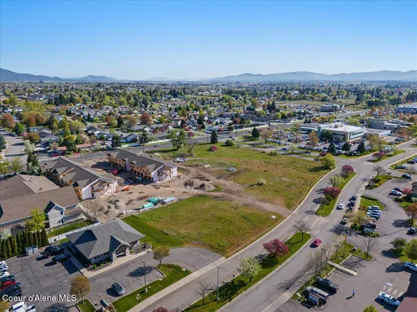 $980,100 | 1180 East Mullan Avenue, Post Falls, ID 83854