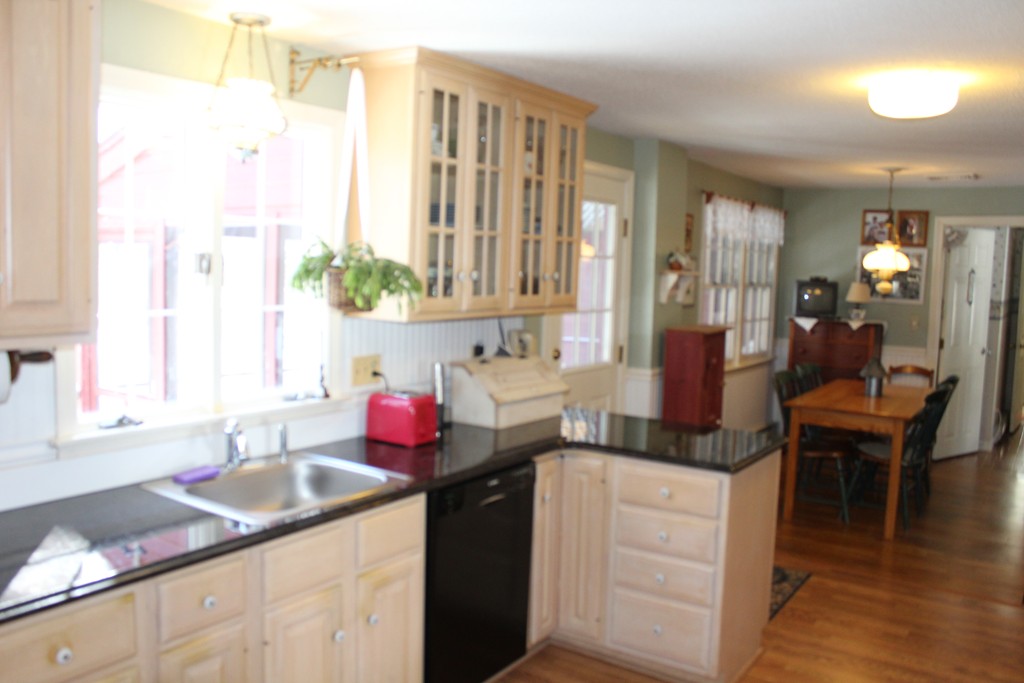 19 Longmeadow Road Norfolk, MA 02056 - Photo 3 of 9 Gallery Image 3
