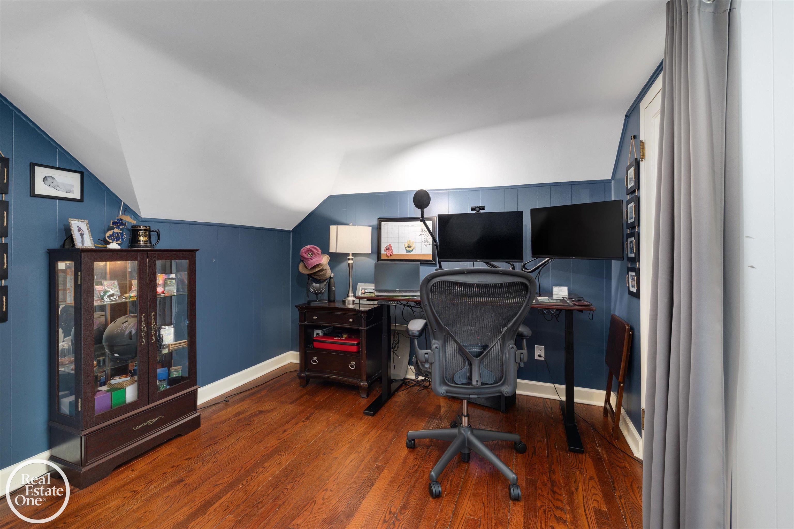 858 Bedford Road Grosse Pointe, MI 48230 - Photo 36 of 55 Bedroom 4/Office