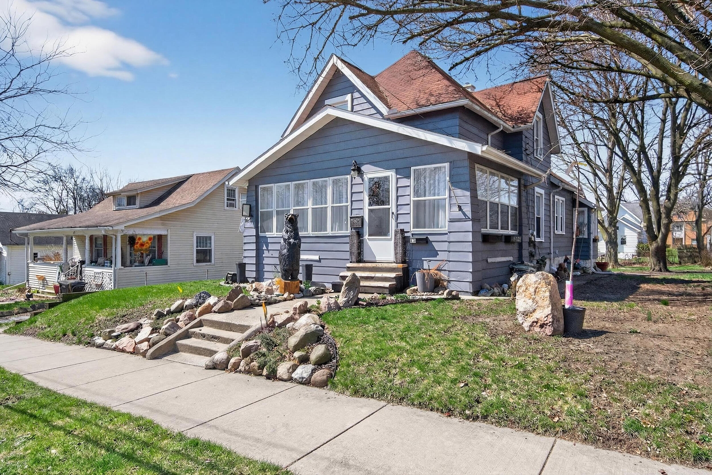 610 Chester St, Jackson, MI 49203