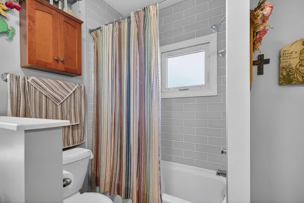 $134,900 | 610 Chester Street, Jackson, MI 49203