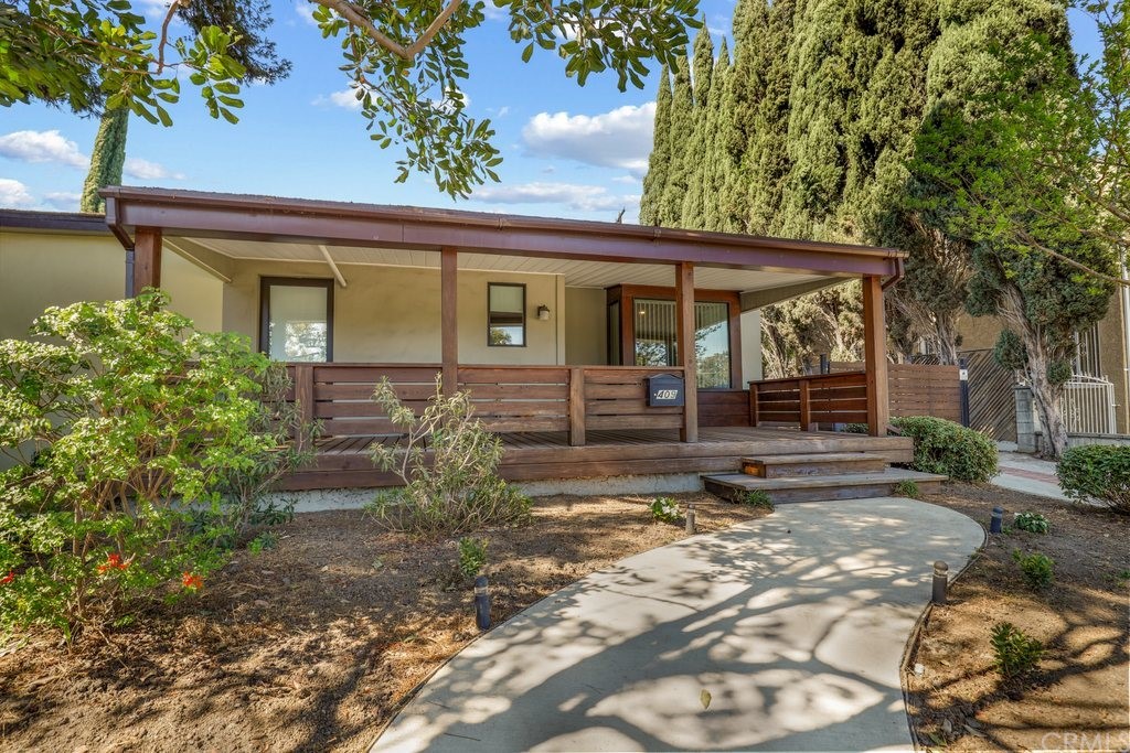 409 Sonora Avenue Glendale, CA 91201 - Photo 2 of 25