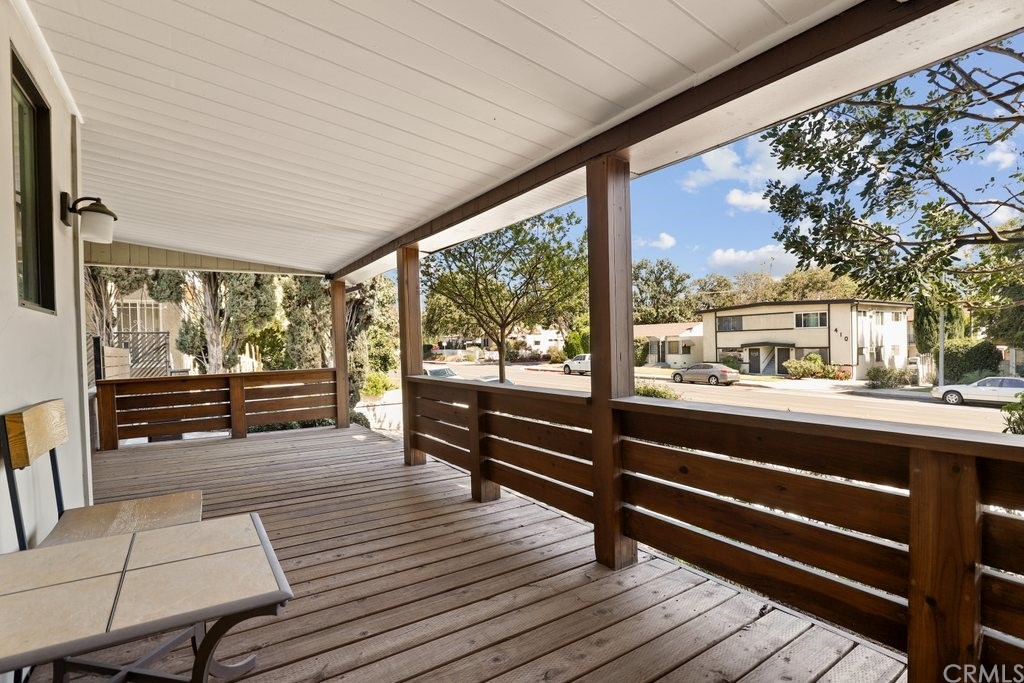 409 Sonora Avenue Glendale, CA 91201 - Photo 3 of 25