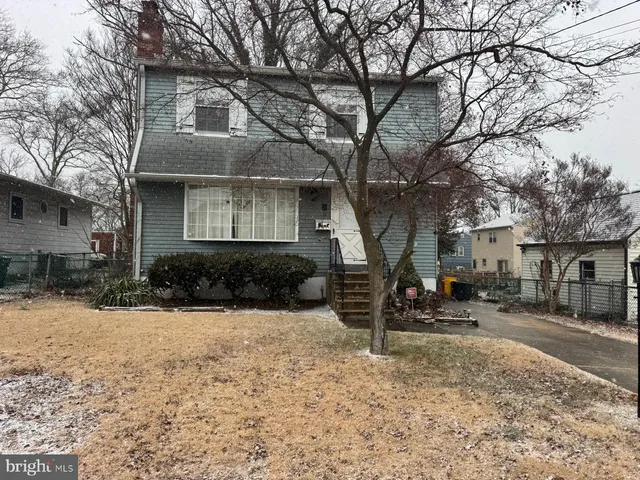 $2,600 | 4741 River Road, Pennsauken, NJ 08110