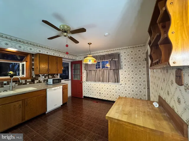 $2,600 | 4741 River Road, Pennsauken, NJ 08110