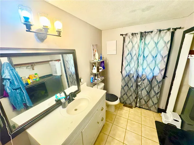 $399,900 | 198 Colvintown Road, Coventry, RI 02816