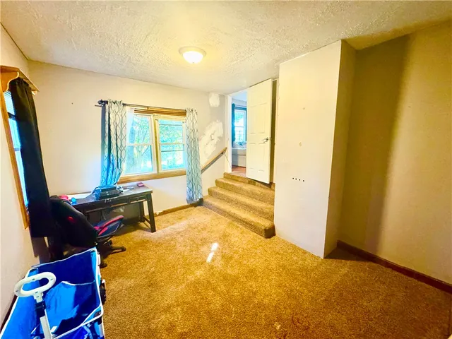 $399,900 | 198 Colvintown Road, Coventry, RI 02816