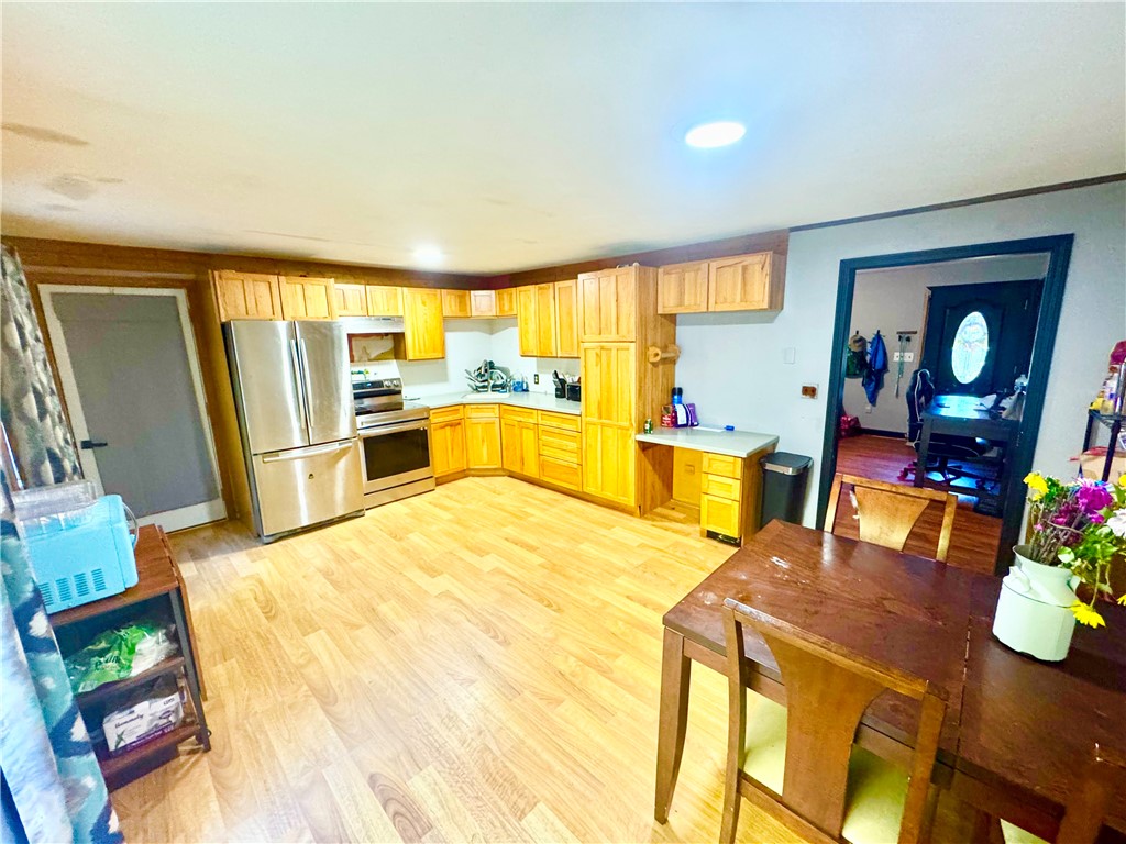 198 Colvintown Road Coventry, RI 02816 - Photo 10 of 29