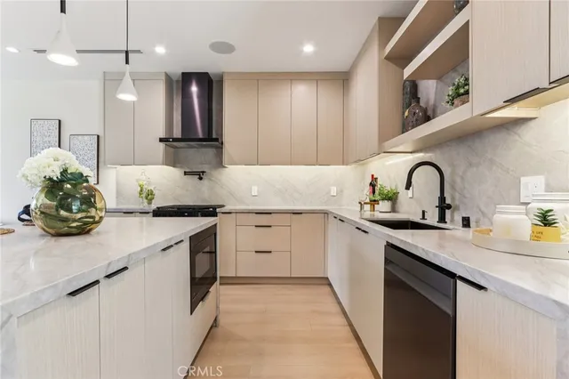 $1,749,950 | 8006 Lloyd Avenue, North Hollywood, CA 91605