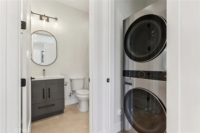 $1,749,950 | 8006 Lloyd Avenue, North Hollywood, CA 91605