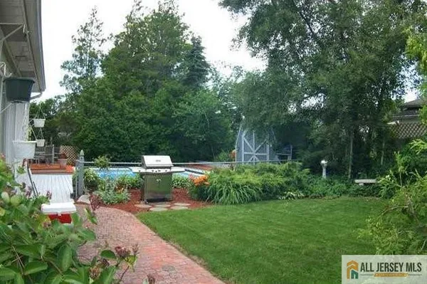 $760,000 | 33 Nickel Avenue, Sayreville, NJ 08872