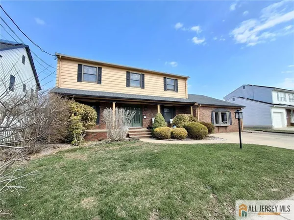 $760,000 | 33 Nickel Avenue, Sayreville, NJ 08872