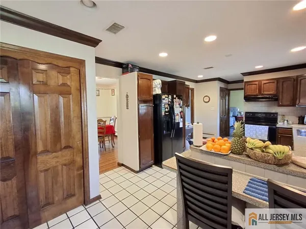 $760,000 | 33 Nickel Avenue, Sayreville, NJ 08872