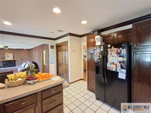 $760,000 | 33 Nickel Avenue, Sayreville, NJ 08872