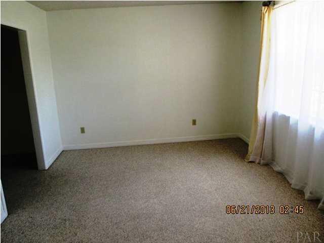 6644 Oakcliff Road Pensacola, FL 32526 - Photo 4 of 16 Gallery Image 4