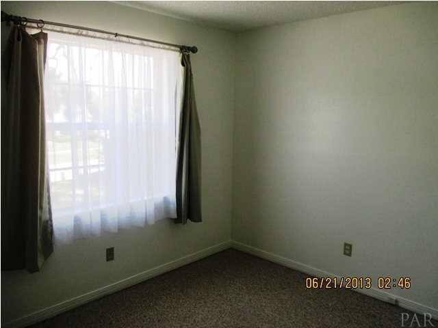 6644 Oakcliff Road Pensacola, FL 32526 - Photo 8 of 16 Gallery Image 8