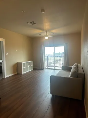 $1,600 | 1100 West Trinity Mills Road West, Unit 4038, Carrollton, TX 75006