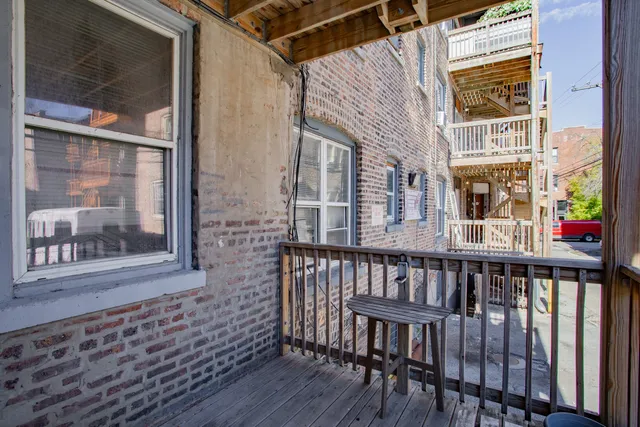 $135,000 | 1703 West Wallen Avenue, Unit 1C, Chicago, IL 60626