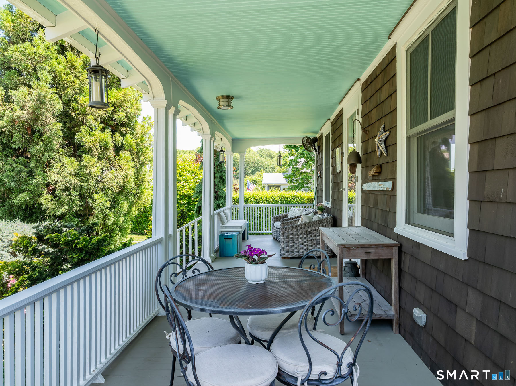 2 Sunwich Road Norwalk, CT 06853 - Photo 3 of 33