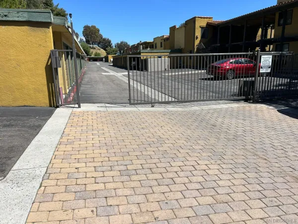 $307,000 | 2360 Paseo De Laura, Unit 16, Oceanside, CA 92056