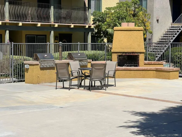 $307,000 | 2360 Paseo De Laura, Unit 16, Oceanside, CA 92056