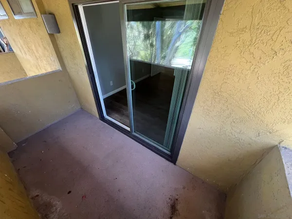 $307,000 | 2360 Paseo De Laura, Unit 16, Oceanside, CA 92056