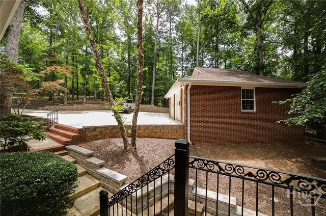 $689,000 | 320 Millstone Circle, Athens, GA 30605