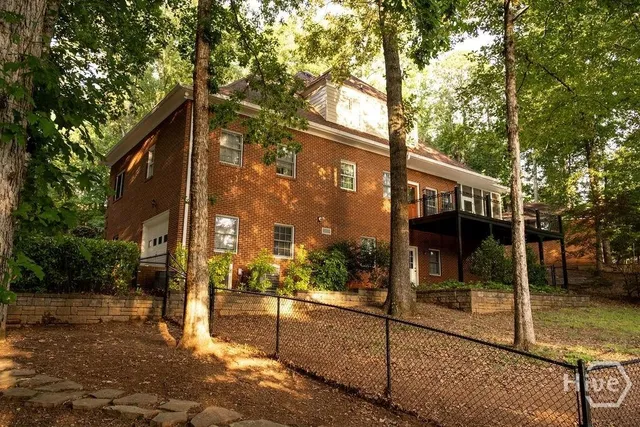 $689,000 | 320 Millstone Circle, Athens, GA 30605