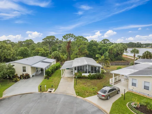 $189,000 | 209 Cobia Court, Sebastian, FL 32976