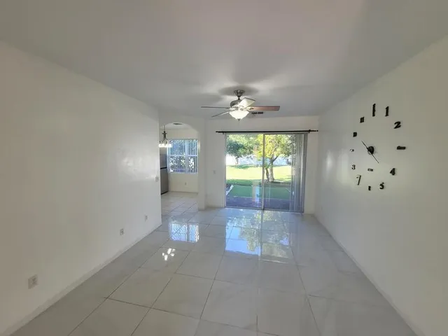 $2,400 | 303 Seminole Palms Drive, Greenacres, FL 33463