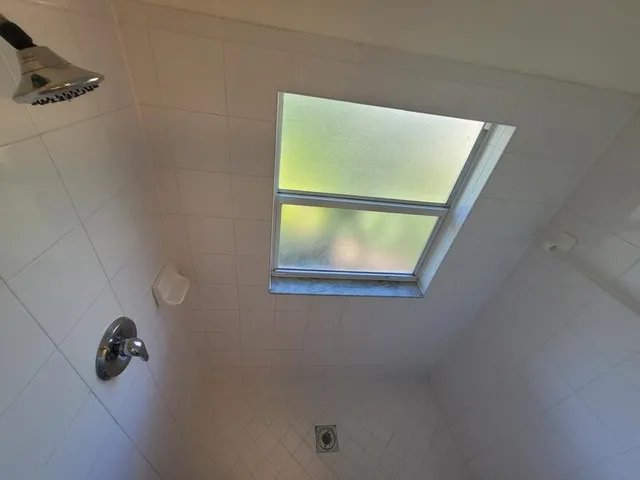 $2,400 | 303 Seminole Palms Drive, Greenacres, FL 33463