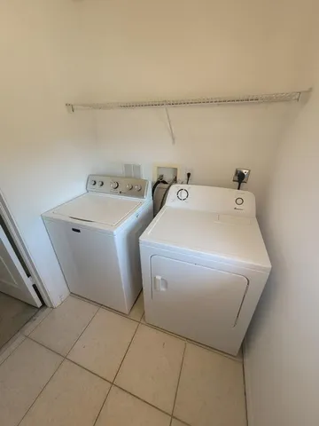 $2,400 | 303 Seminole Palms Drive, Greenacres, FL 33463