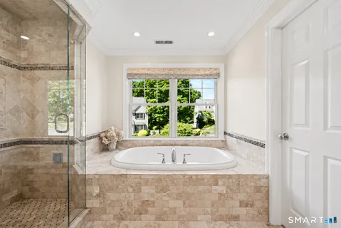 $1,695,000 | 2 Gino's Way, Ridgefield, CT 06877