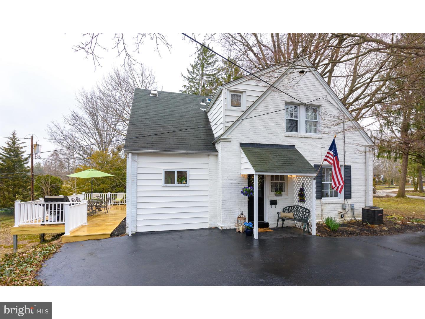 25 Medbury Road Wallingford, PA 19086 - Photo 2 of 25 Exterior Side